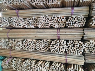 The Latest Wooden Broom Stick export to Egypt 28/6/2018